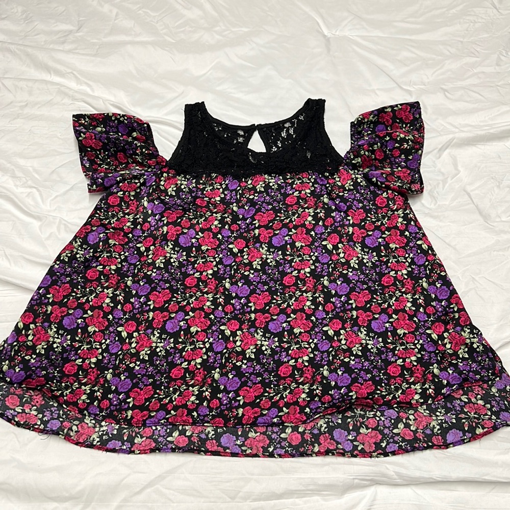 Ob-sess blouse.